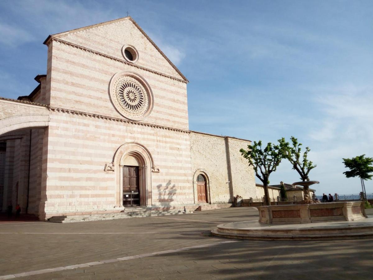 La Chiocciola Assisi Apartment ภายนอก รูปภาพ